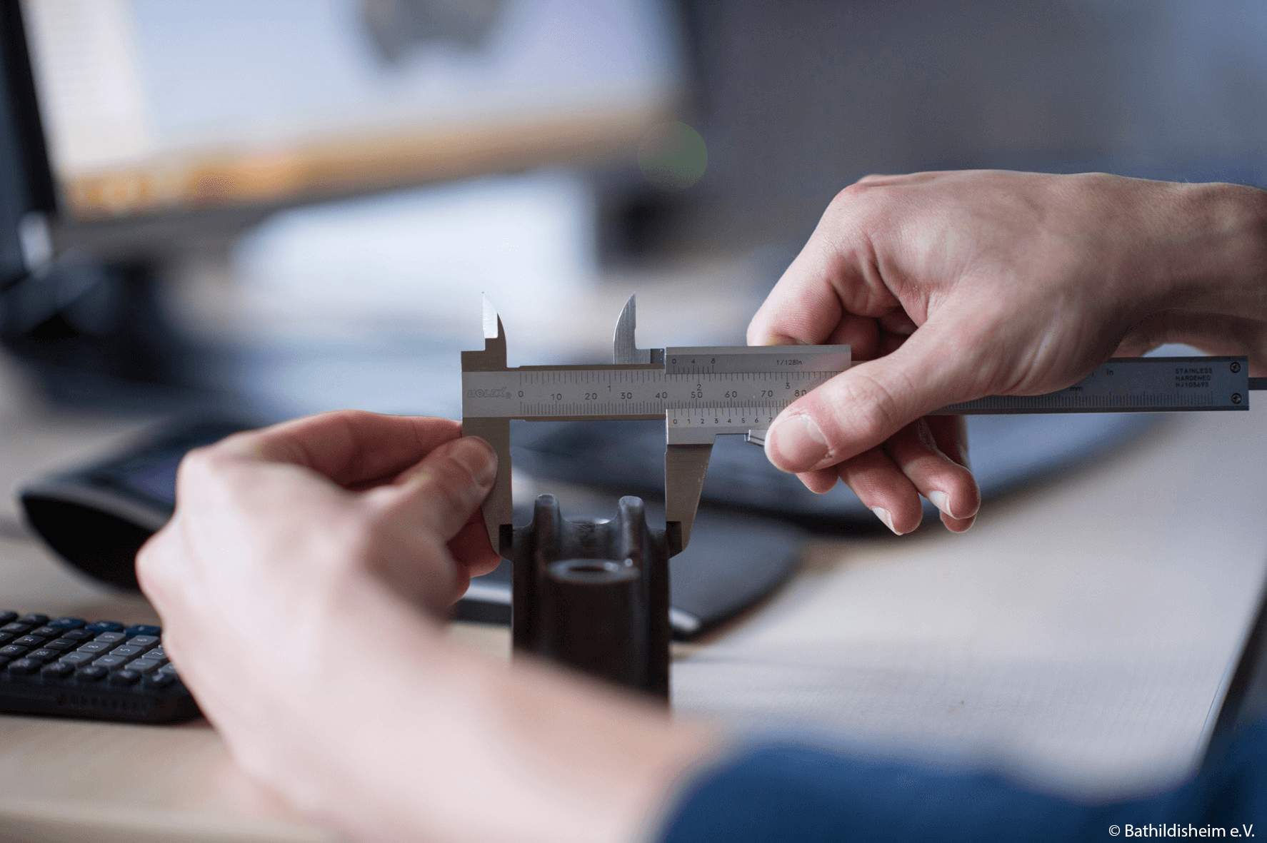 Menschen mit Behinderung bei der Arbeit.